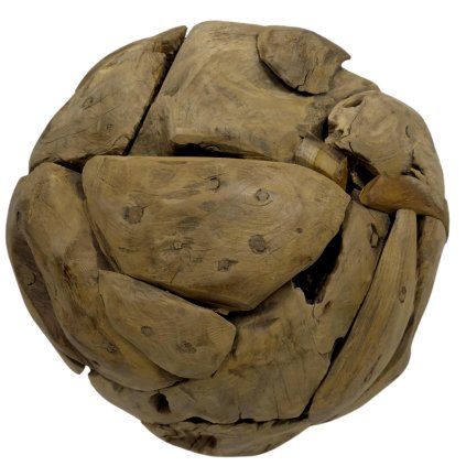 Dekorativní koule složená z odřezků teaku, každý kus je originál.