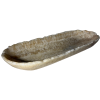 Mísa z přírodního onyxu s jemnou kresbou.