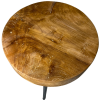 Designový odkládací stolek Jordan – masivní teak a kov v harmonickém spojení.